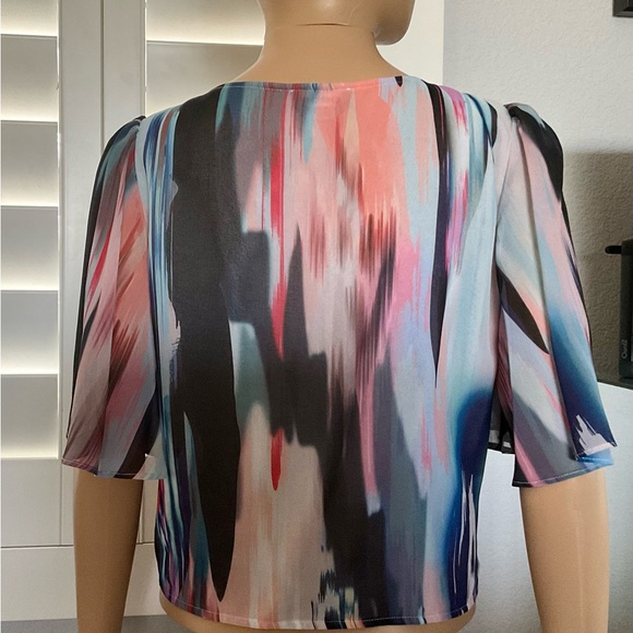 BEBE MULTI-COLOR WRAP TOP - Picture 3 of 7